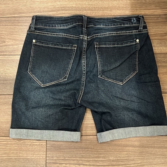 Kenzie denim stretch jean short - Picture 2 of 3